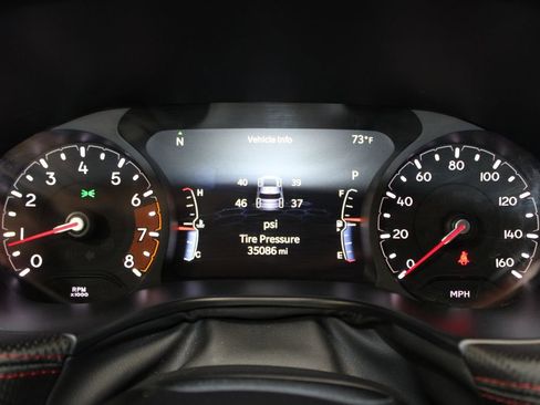 Used 2025 Jeep Compass Trailhawk AWD/4WD image 34