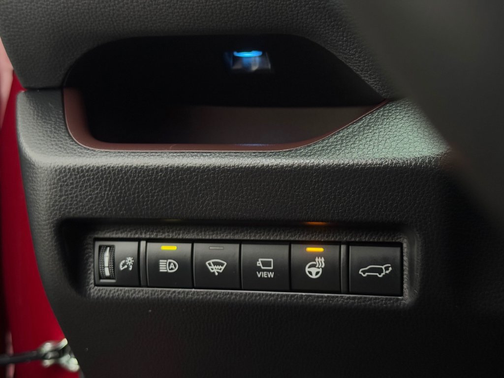 Certified 2019 Toyota RAV4 Limited AWD/4WD image 14