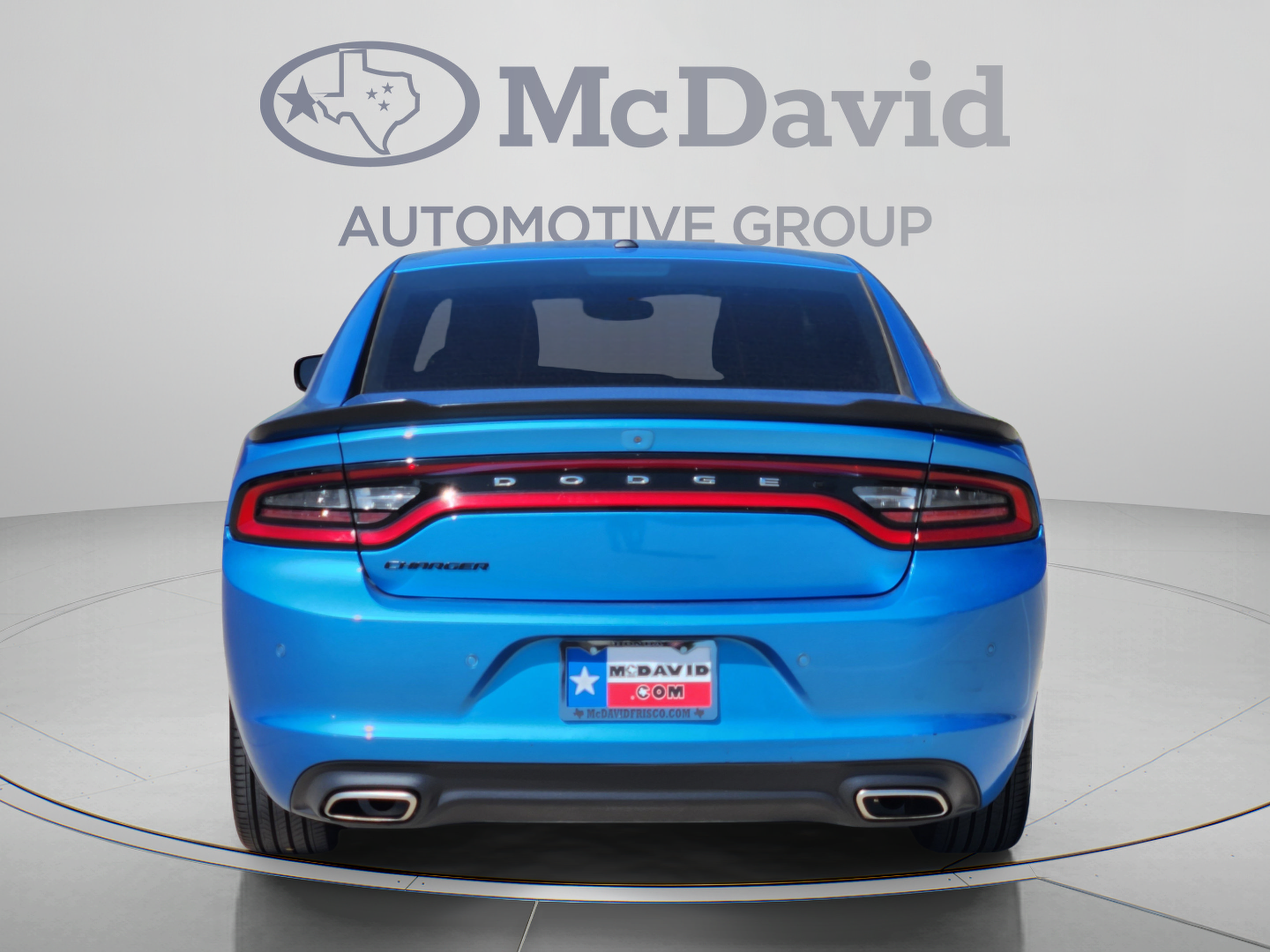 Used 2019 Dodge Charger SXT w/ Plus Group RWD image 5