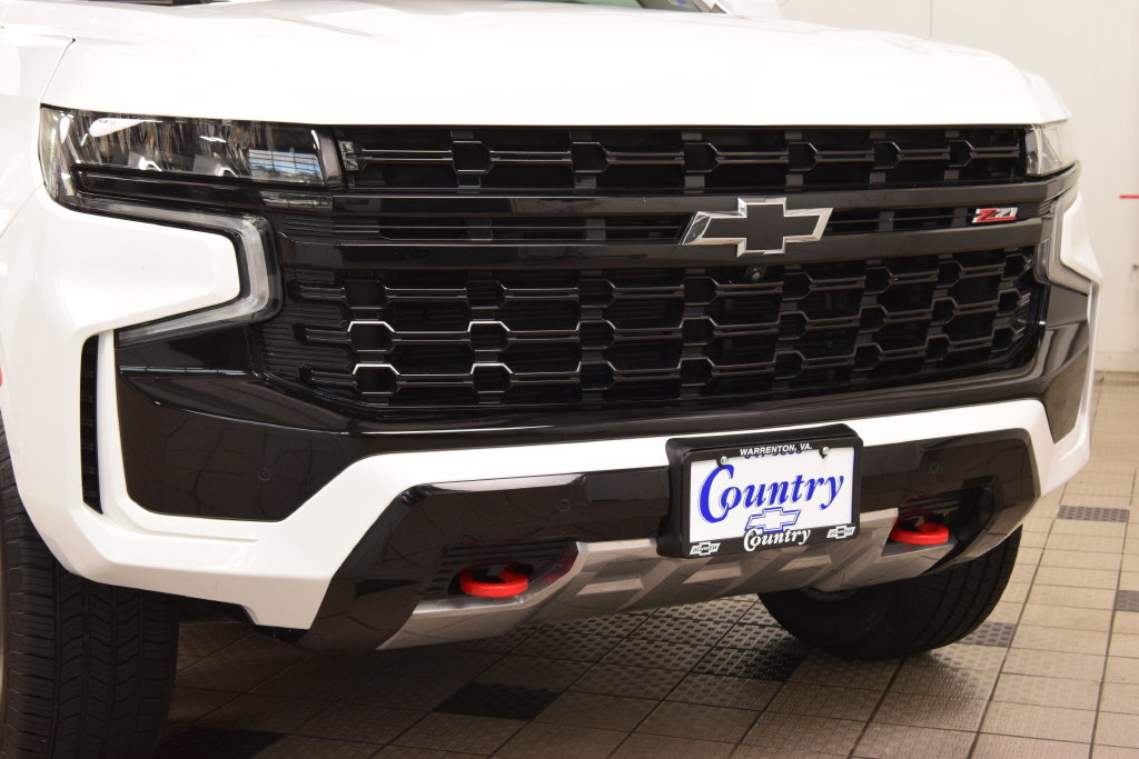 Used 2023 Chevrolet Tahoe Z71 w/ Luxury Package AWD/4WD image 13