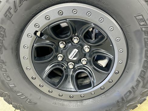 Used 2022 Ford F150 Raptor w/ Equipment Group 801A High AWD/4WD image 31