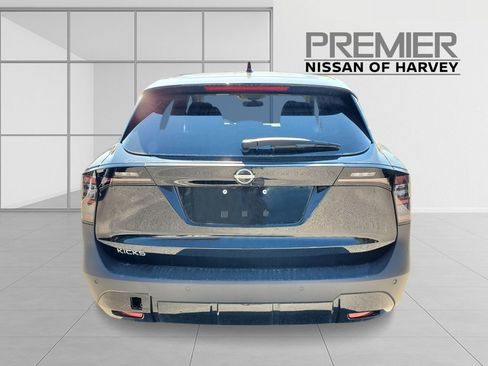 New 2026 Nissan Kicks SV FWD image 5