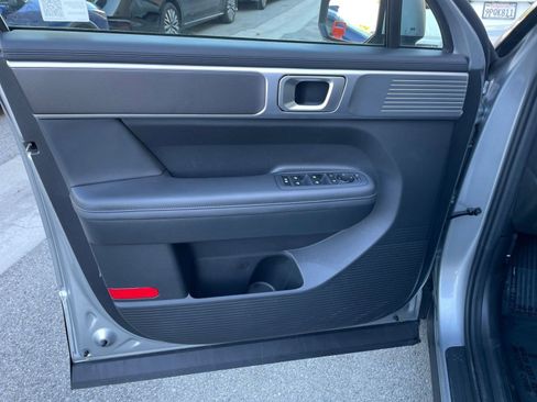 Used 2025 Hyundai Santa Fe SEL image 18