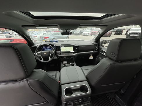 New 2025 Chevrolet Silverado 1500 LTZ w/ Technology Package image 57