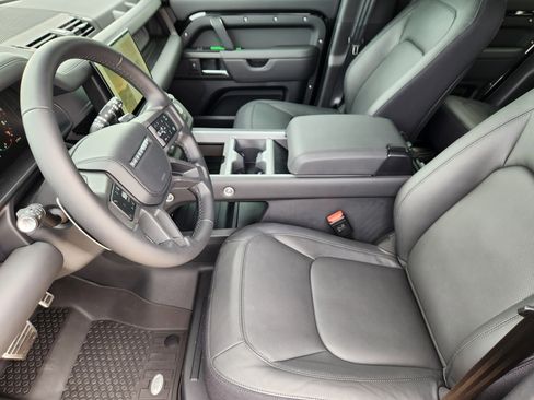 New 2025 Land Rover Defender 110 V8 image 14