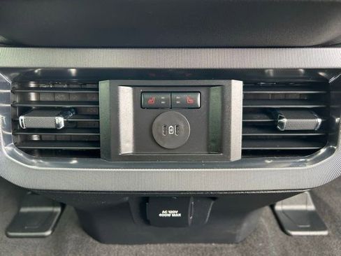 Used 2025 Ford F450 Platinum AWD/4WD image 46