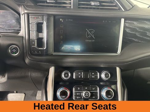 Used 2024 GMC Yukon Denali image 16