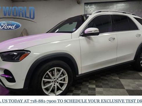 Used 2024 Mercedes-Benz GLE 350 GLE 350 w/ 3rd Row Seat Package image 4