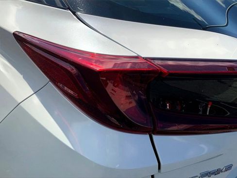 Used 2017 Toyota Prius Prime Premium image 24