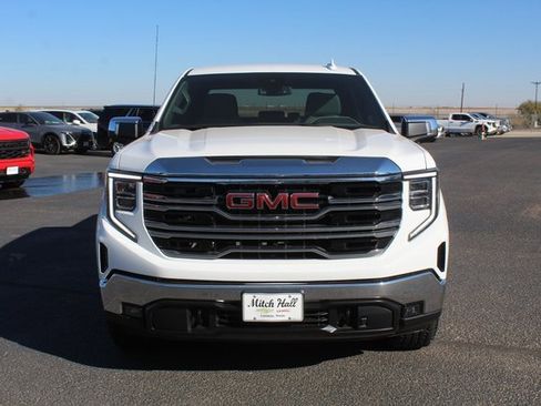 Used 2025 GMC Sierra 1500 SLT image 12