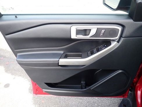 Used 2023 Ford Explorer XLT w/ Equipment Group 202A image 19