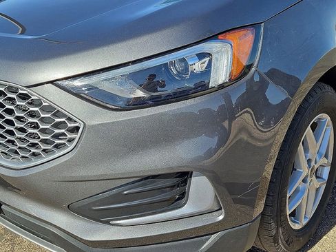 Used 2024 Ford Edge SEL image 10