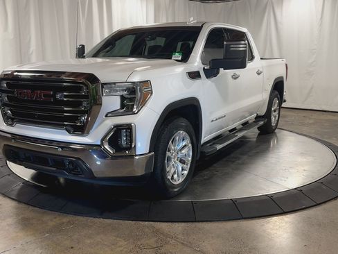 Used 2021 GMC Sierra 1500 SLT w/ SLT Premium Plus Package AWD/4WD image 8