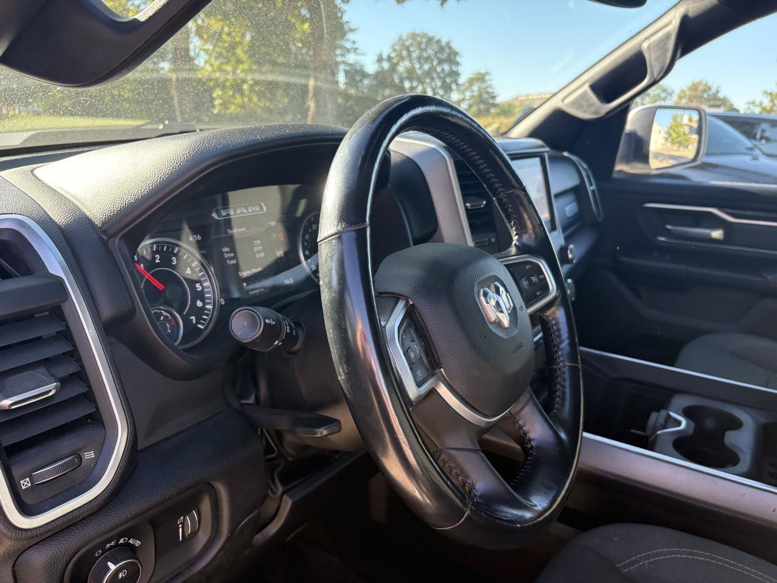 Used 2022 RAM 1500 Big Horn AWD/4WD image 8
