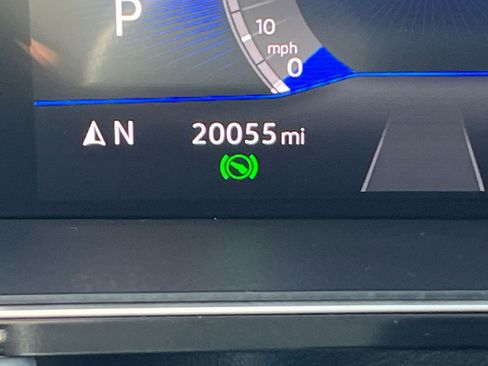 Used 2025 Volkswagen Jetta SE image 42