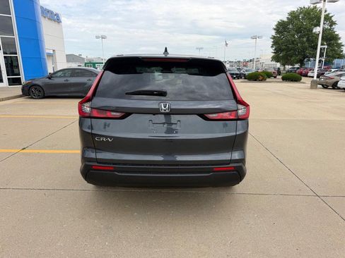 New 2026 Honda CR-V EX image 3