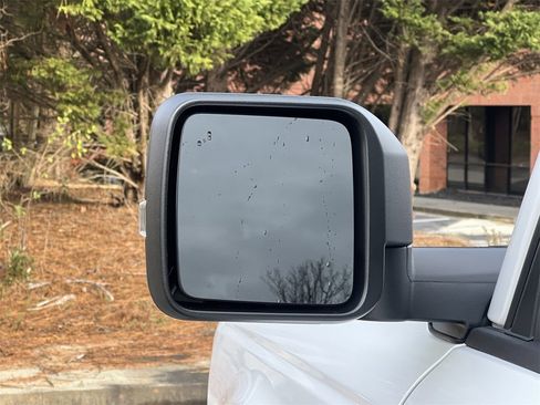 New 2025 Ford Bronco Badlands image 26