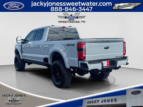 New 2026 Ford F250 XLT w/ XLT Premium Package AWD/4WD image 4