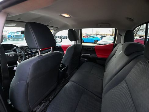 Used 2021 Toyota Tacoma SR5 image 21