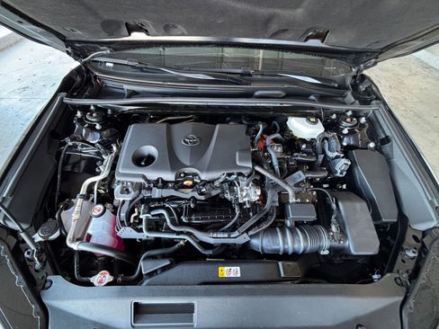 Used 2025 Toyota Camry LE image 36