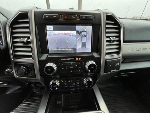 Certified 2021 Ford F350 Platinum image 14