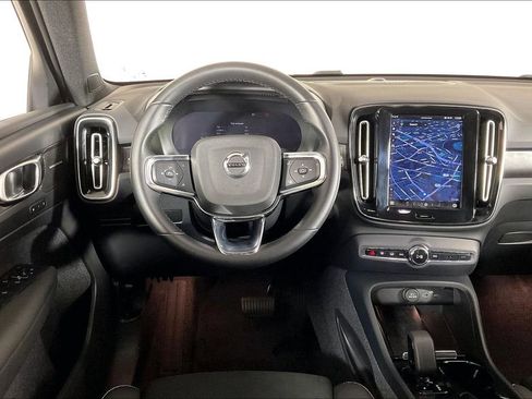 Used 2023 Volvo XC40 Recharge Ultimate w/ Protection Package Premier AWD/4WD image 4