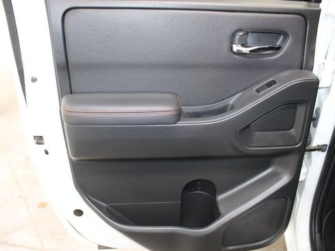 Used 2023 Nissan Frontier PRO-4X w/ Pro-4X Premium Package image 26