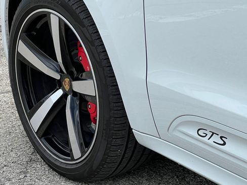 Certified 2024 Porsche Macan GTS AWD/4WD image 13