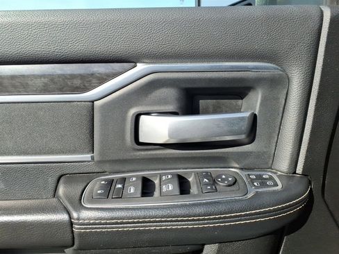 Used 2024 RAM 2500 Big Horn w/ Off Road Package image 6