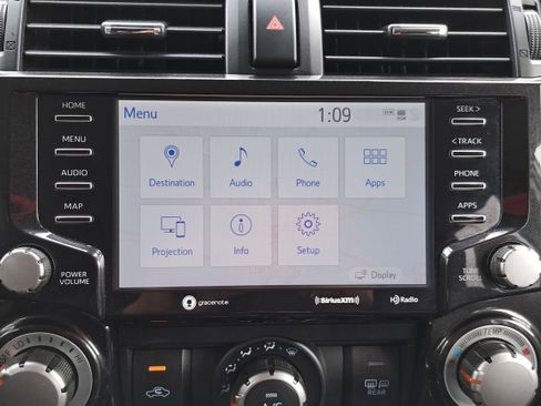 Used 2022 Toyota 4Runner TRD Off-Road Premium AWD/4WD image 19