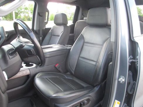 Used 2020 GMC Sierra 1500 Denali w/ Denali Ultimate Package AWD/4WD image 25