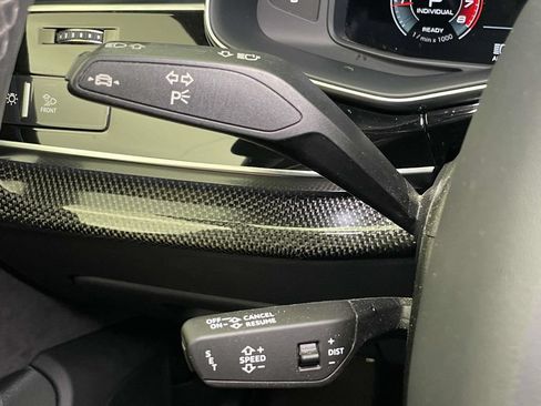 Used 2021 Audi SQ8 Prestige AWD/4WD image 36