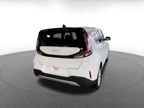 Used 2025 Kia Soul LX w/ LX Technology Package image 17