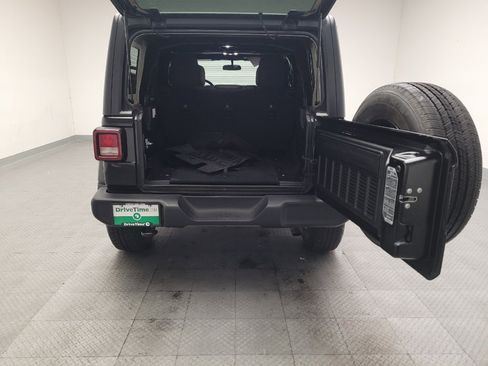 Used 2019 Jeep Wrangler Unlimited Sport S AWD/4WD image 29