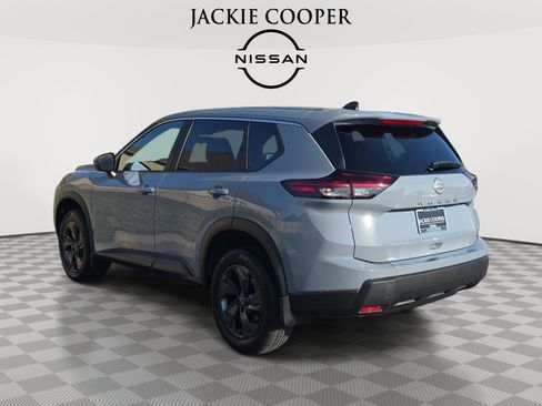 New 2026 Nissan Rogue SV w/ Cold Weather Package FWD image 7