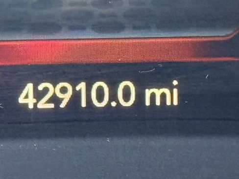 Used 2024 RAM 2500 Big Horn image 28