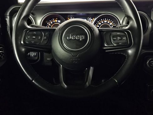 Used 2022 Jeep Wrangler Unlimited Sport AWD/4WD image 19