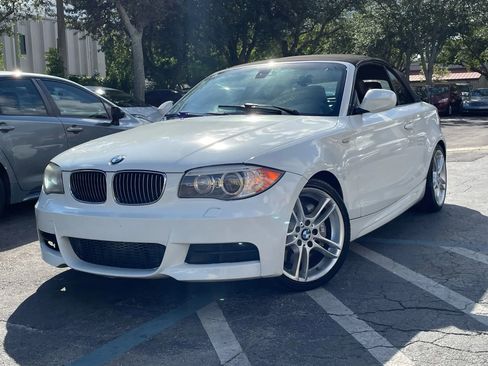 Used 2013 BMW 135i Convertible image 6