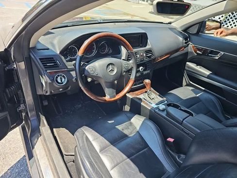 Used 2011 Mercedes-Benz E 550 Cabriolet w/ Premium 1 Pkg image 9