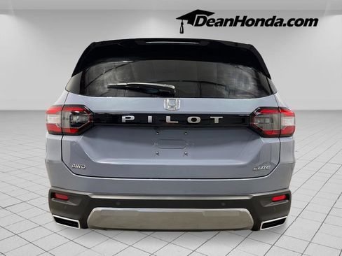 New 2026 Honda Pilot Elite image 4