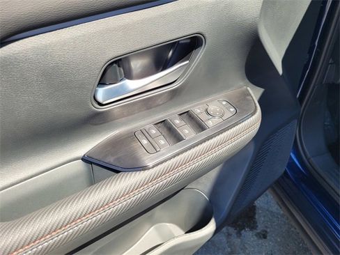 New 2026 Nissan Kicks SR image 8