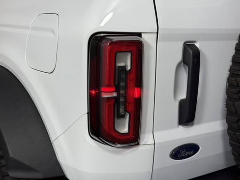 Certified 2022 Ford Bronco Wildtrak image 8