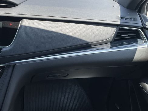 Used 2024 Cadillac XT5 Premium Luxury FWD image 16