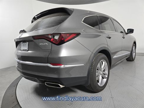 Used 2025 Acura MDX w/ Technology Package image 5