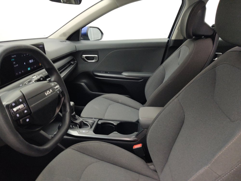 Used 2025 Kia K4 FWD image 17