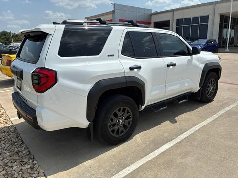 Used 2025 Toyota 4Runner SR5 AWD/4WD image 2