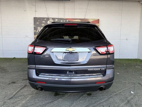 Used 2015 Chevrolet Traverse LTZ image 12