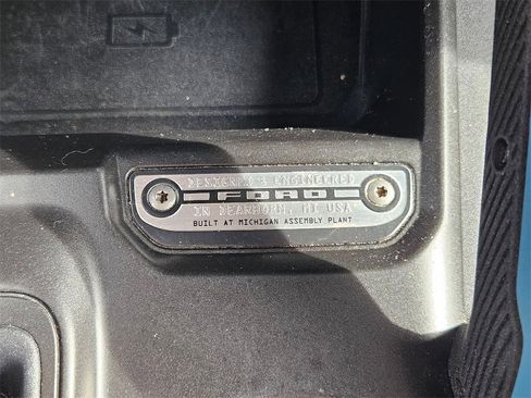 Used 2021 Ford Bronco Wildtrak image 28