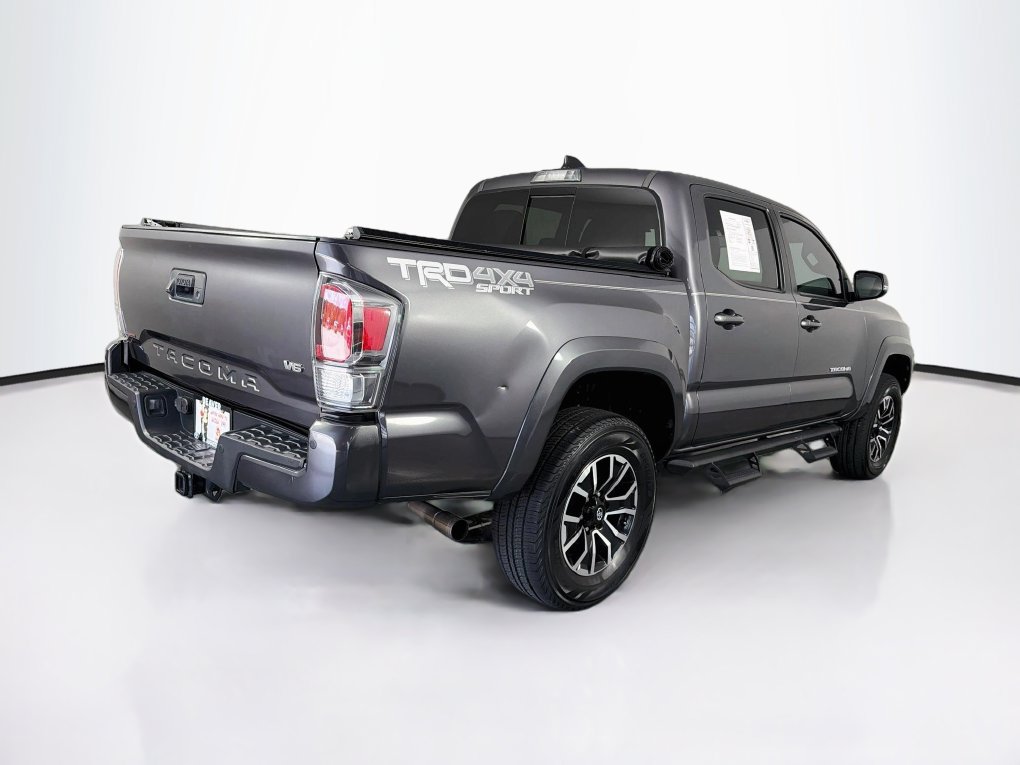 Used 2022 Toyota Tacoma TRD Sport w/ Technology Package AWD/4WD image 10