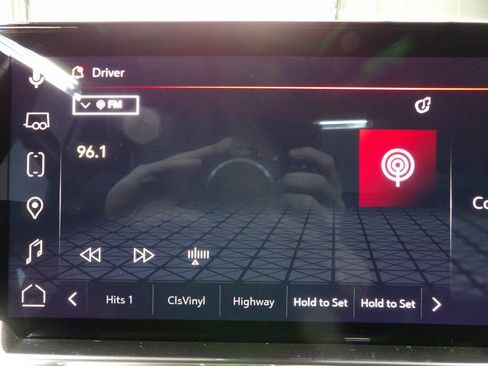 Used 2024 GMC Sierra 3500 SLE w/ SLE Convenience Package AWD/4WD image 18